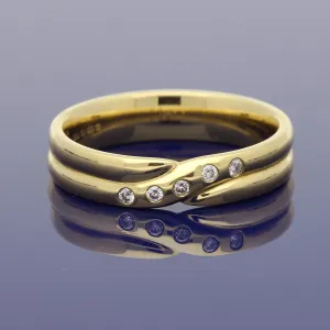 18ct Yellow Gold Cross-Over Twist Diamond Ring