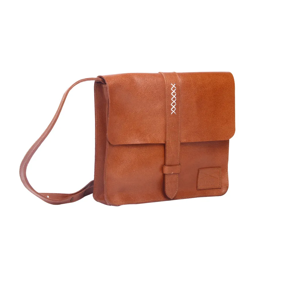Fundamental Messenger Bag I -Tan