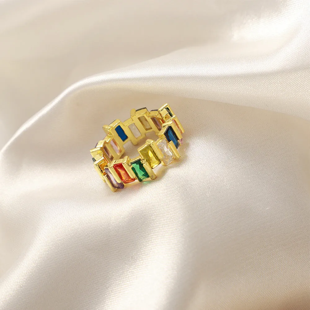 Luxurious Copper Ring with Zircon Detailing