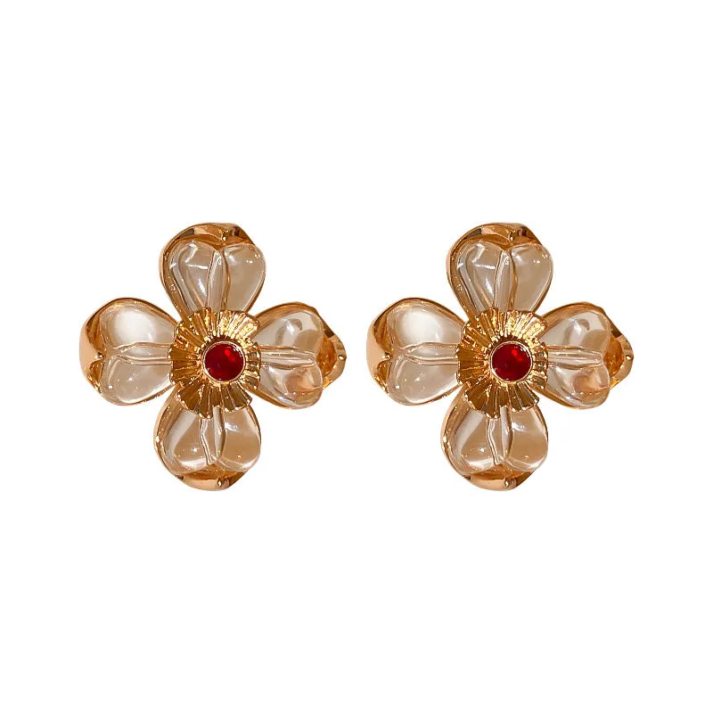 Luxurious Flower Geometric Alloy Electroplating Earrings