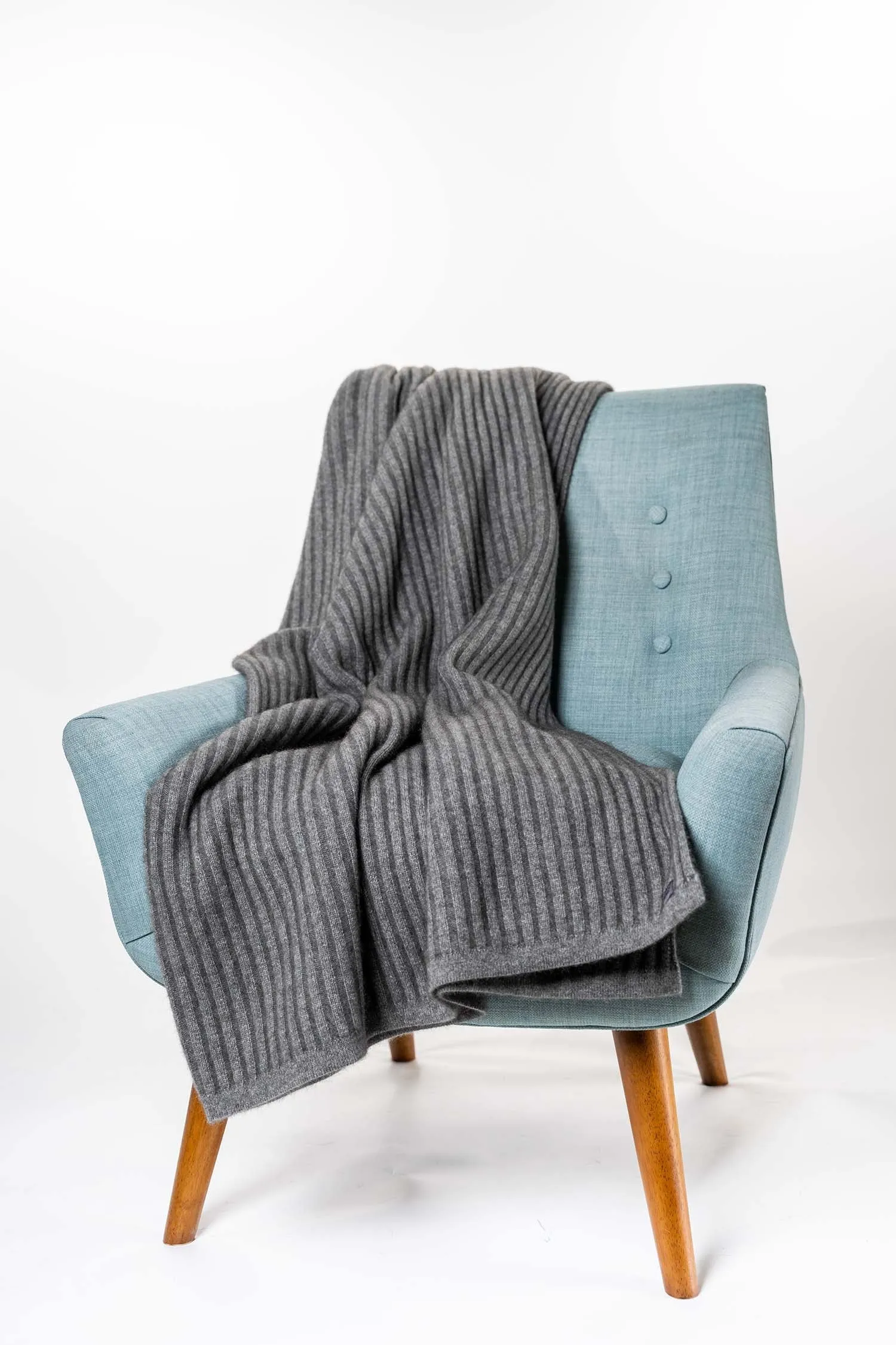 Luxurious Ribbed Throw