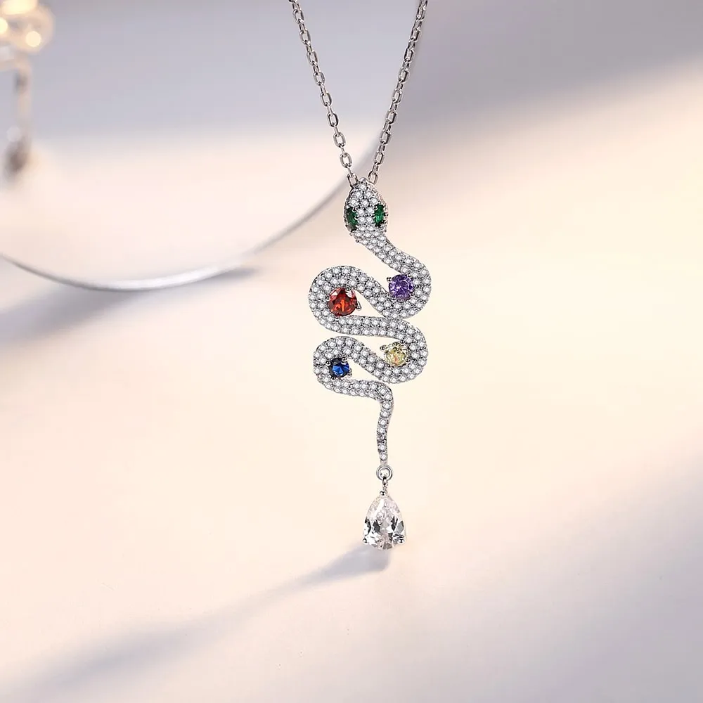 Luxurious Snake Necklace Jewelry