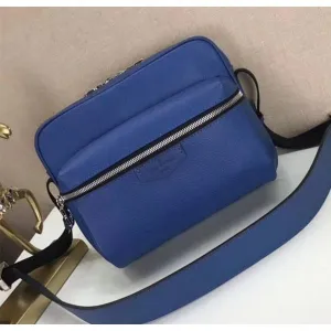 Men&#8217;s Outdoor Messenger Shoulder Bag M33435 Blue 2018