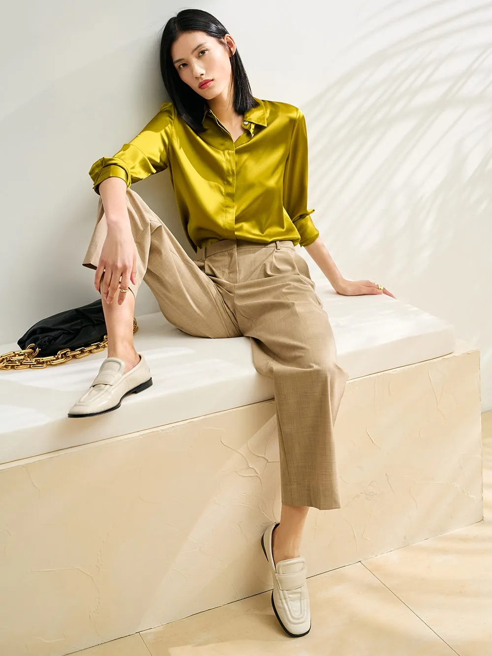 Nonothing|Luxurious silk shirt in olive green
