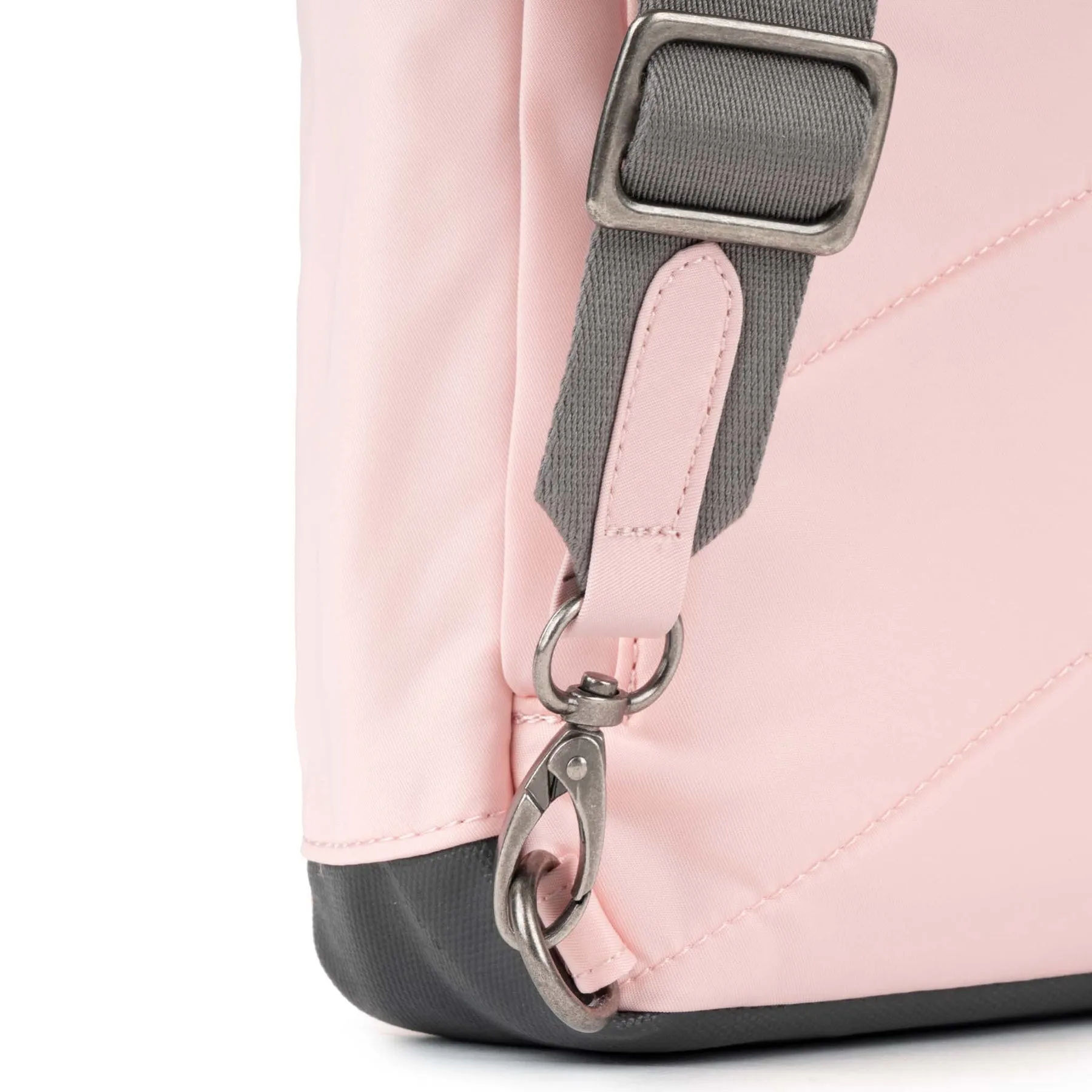 ROKA Willesden B Large Recycled Nylon Bag - English Rose