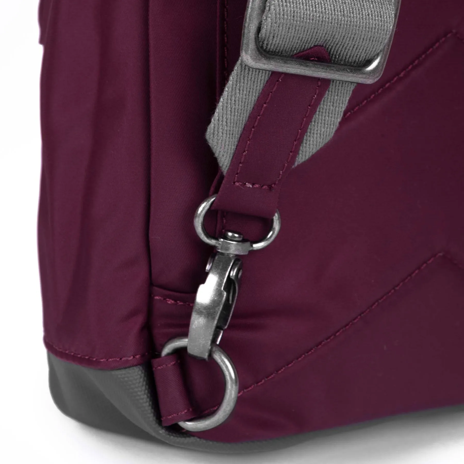 ROKA Willesden B Large Recycled Nylon Bag - Plum