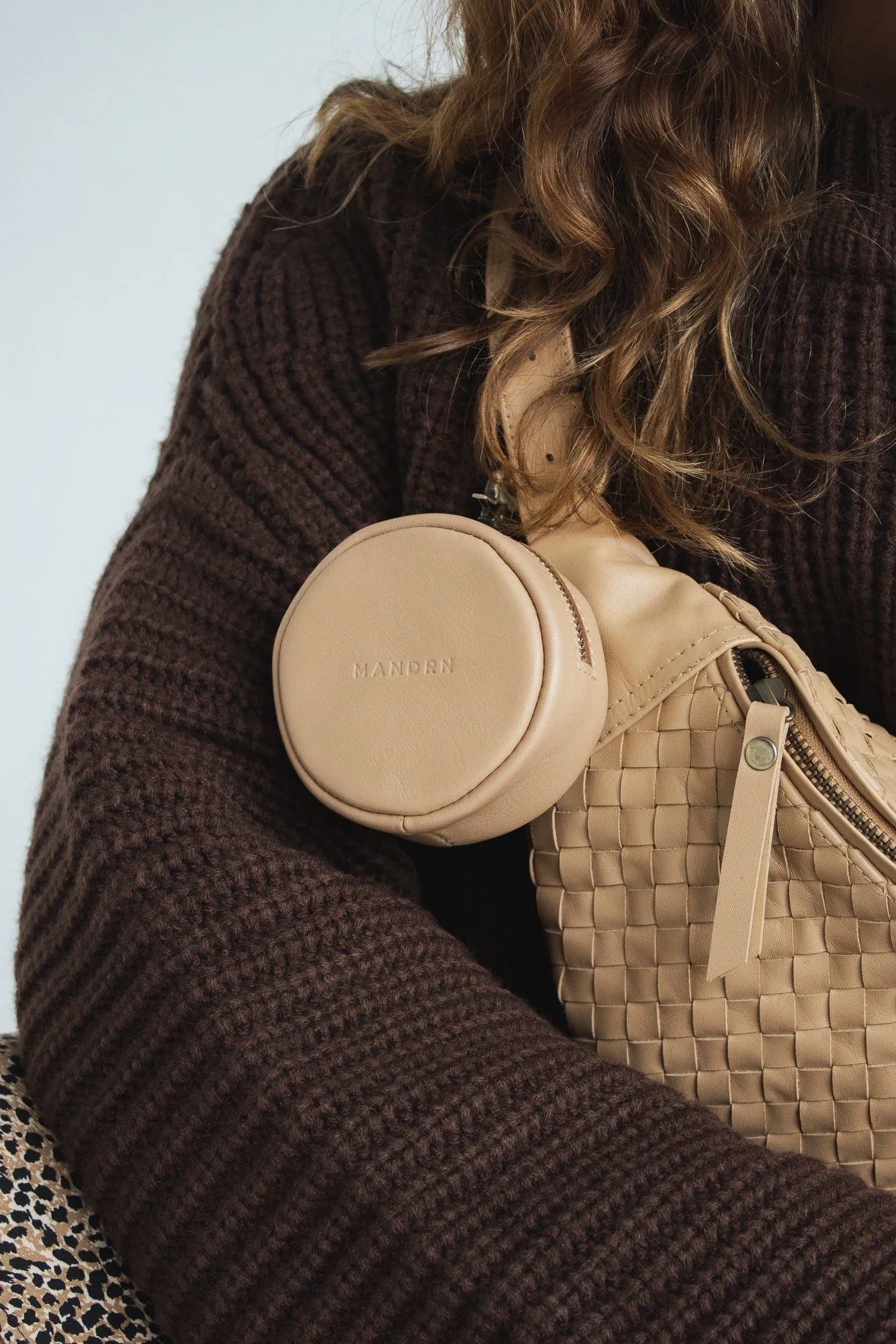 Rover Circle Pouch