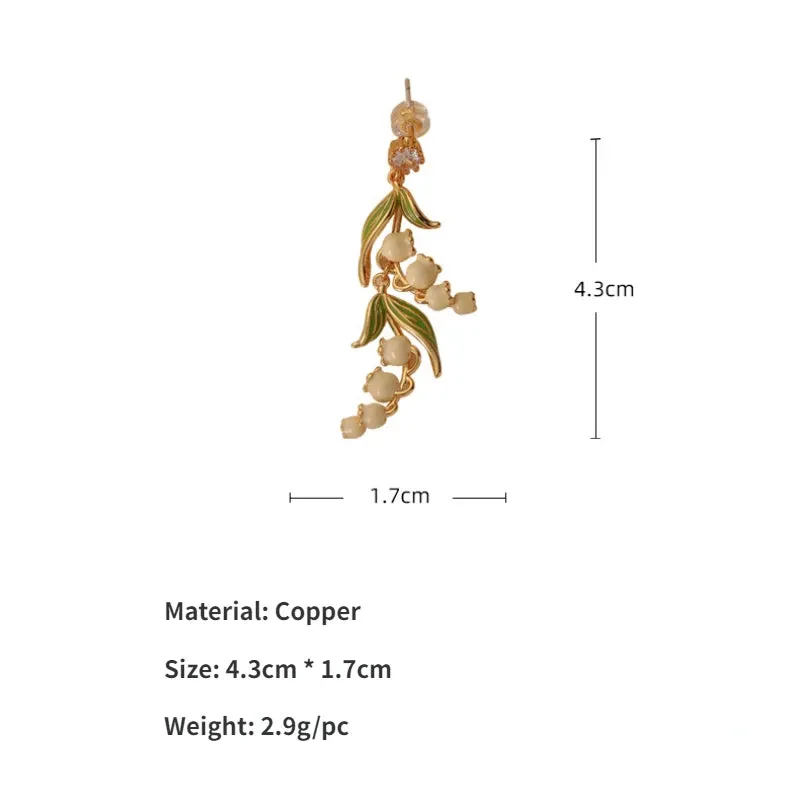 VAIGE Charming Green Leaf and White Flower Drop Earrings