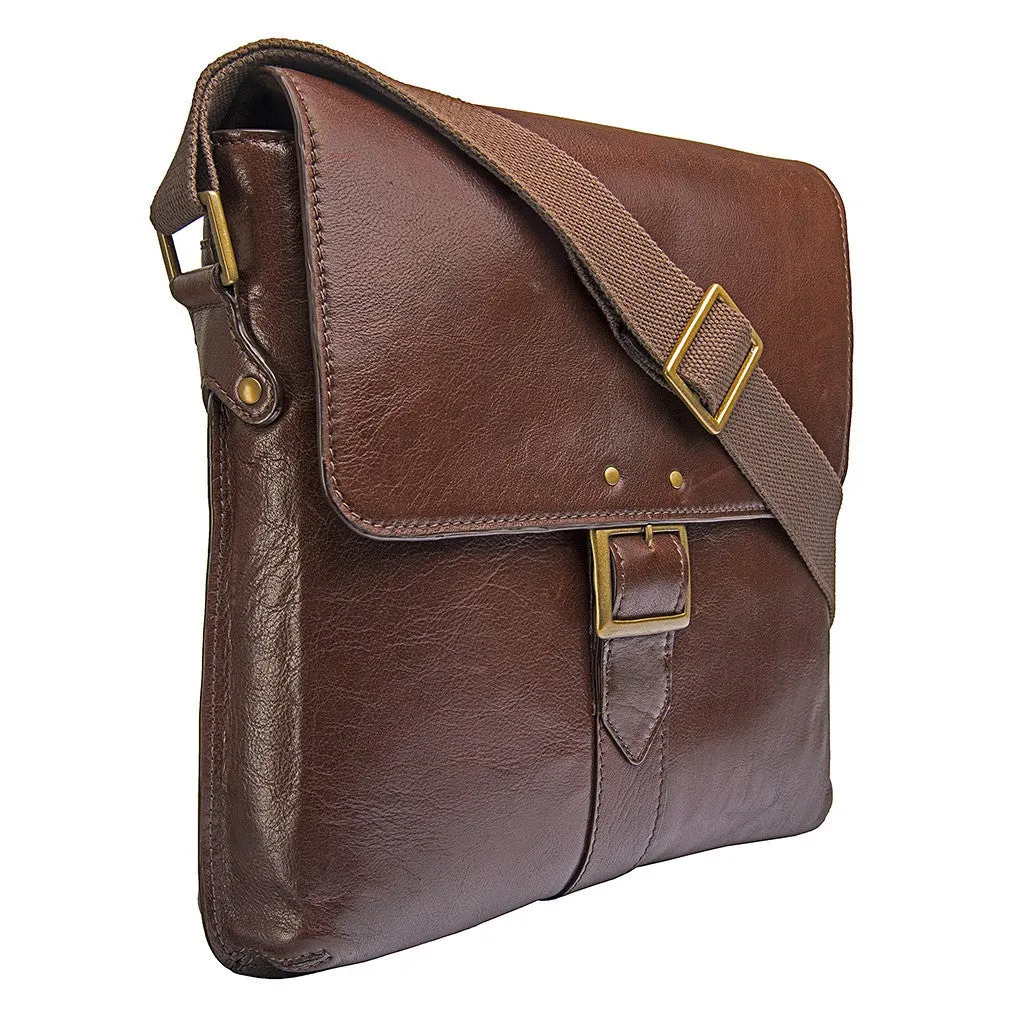 Vespucci Medium Vertical Messenger